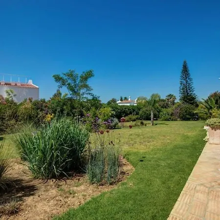 アパート Luxury In Carvoeiro Clube Ac Heated Pool Short Walk To Beach カルヴォエイロ
